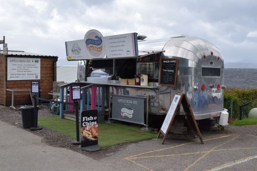 Fish bar