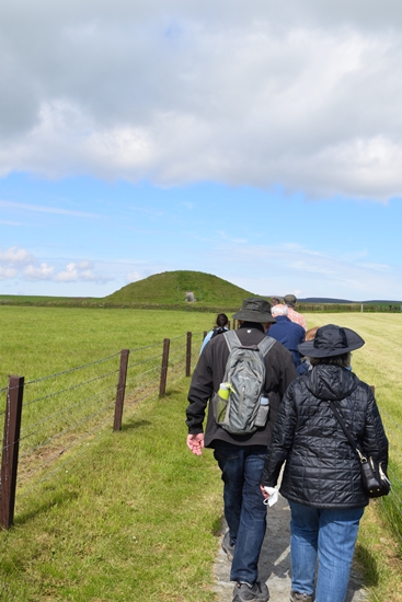 towards Maeshowe